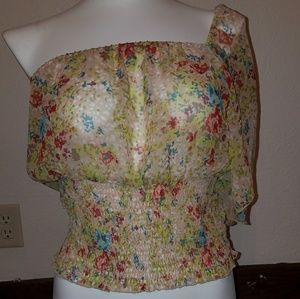 Off the shoulder boutique top